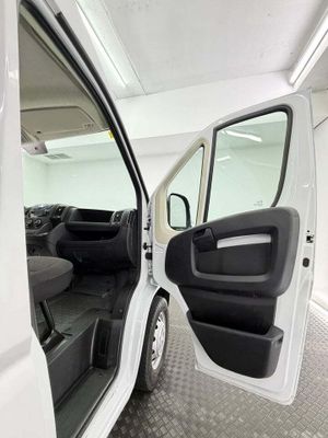 Citroën Jumper BlueHDi 103KW 140CV Furgon 35L2H2  - Foto 40