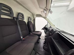 Citroën Jumper BlueHDi 103KW 140CV Furgon 35L2H2  - Foto 26