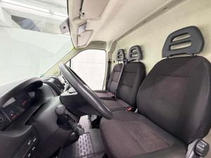 Citroën Jumper BlueHDi 103KW 140CV Furgon 35L2H2  - Foto 12