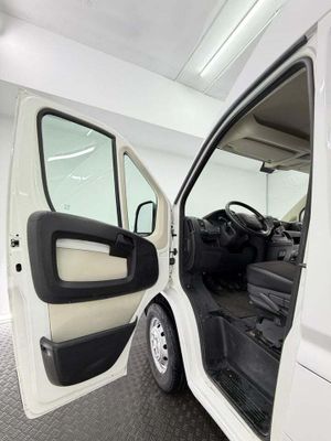 Citroën Jumper BlueHDi 88KW 120CV Furgon 35L2H2  - Foto 36