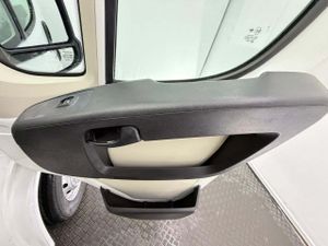 Citroën Jumper BlueHDi 88KW 120CV Furgon 35L2H2  - Foto 38