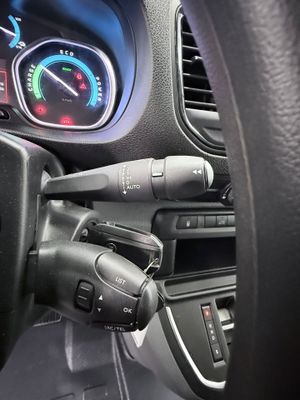 Fiat Scudo FIAT SCUDO BATERÍA 50 kWh Standard 136 cv - Foto 17