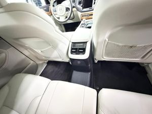 Volvo XC90 VOLVO XC90 2.0 T8 AWD RECHARGE AUTO 390cv - Foto 26