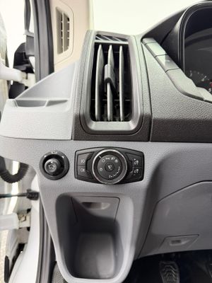 Ford Transit Custom FORD TRANSIT CUSTOM 2.0 TDCI 96 KW 280 AMBI DCIV SWB (130cv) - Foto 19