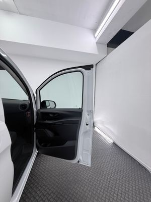 Mercedes Vito 110 CDI TD LARGO 2.2 (115cv) L2H1 - Foto 23