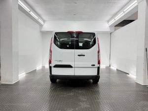 Ford Transit Custom 2.0 TDCI 77 KW 320 AMBIENCE KOMBI SWB (105cv) L1H1 9 plazas - Foto 9