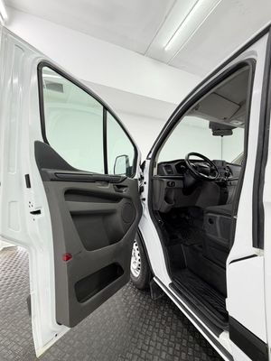 Ford Transit Custom 2.0 TDCI 77 KW 320 AMBIENCE KOMBI SWB (105cv) L1H1 9 plazas - Foto 34