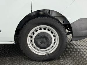 Ford Transit Custom 2.0 TDCI 96 KW 340 AMBIENCE VAN LWB 130cv) L2H2 - Foto 32