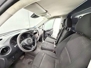 Mercedes Vito 111 e-VITO 85KW (116cv). FURGON LARGO 41kw/h L2H1 - Foto 11