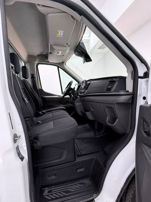 Ford Transit 2.0 96kw L1 AMBIENTE 130CV. 330 propulsión trasera Ch-Cb. - Foto 9
