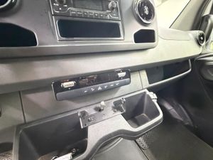 Mercedes Sprinter 3.0 CDI 140 KW 319 TOURER MWB 190 cv (COMBI) - Foto 18