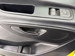 Mercedes Sprinter 3.0 CDI 140 KW 319 TOURER MWB 190 cv (COMBI) - Foto 32