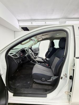 Mitsubishi L200 PICK-UP 4X4 - Foto 8