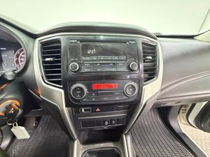 Mitsubishi L200 PICK-UP 4X4 - Foto 15