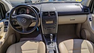 Mercedes Clase A 180 CDI AUTOMATICO AVANTGARDE 5p.   - Foto 2