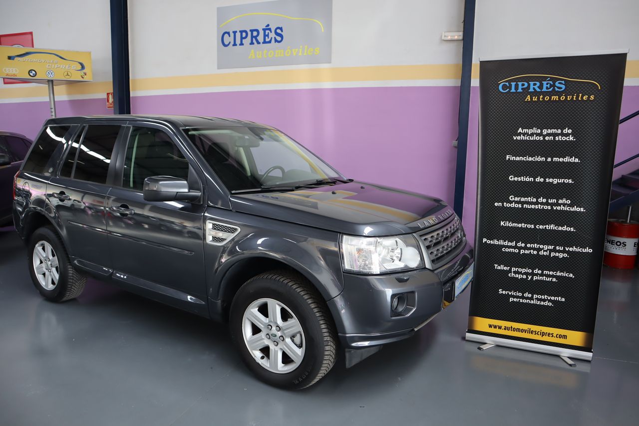 Land-Rover Freelander 2.2 TD4 SE 150cv AUTOMÁTICO   - Foto 1