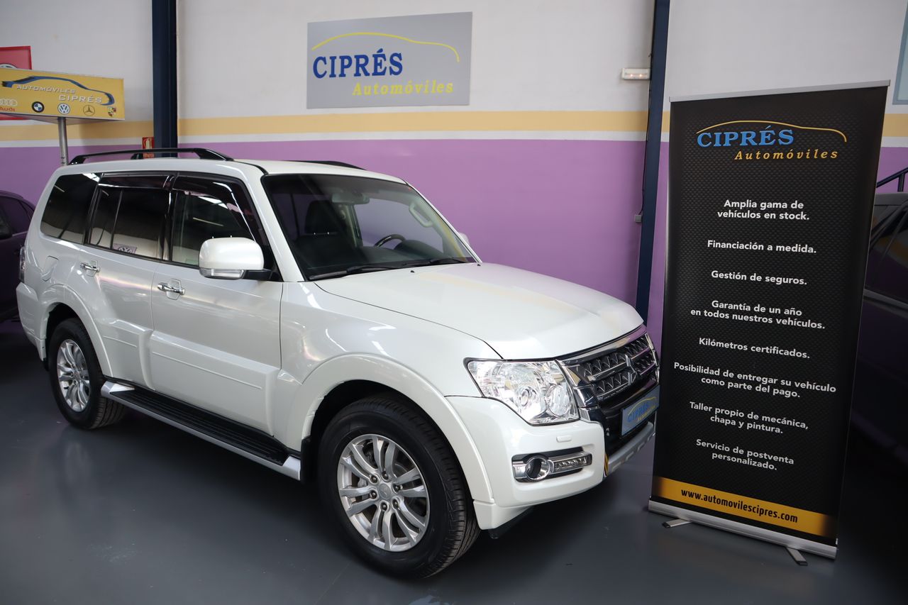 Mitsubishi Montero 3.2 DI-D KAITEKI 190cv Aut.   - Foto 1