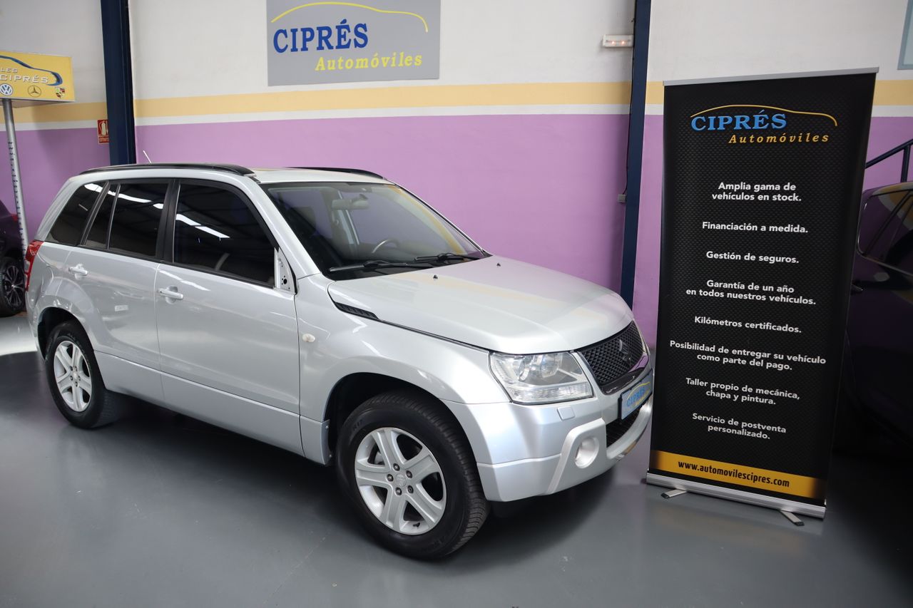 Suzuki Grand Vitara 1.9 DDiS 130cv 4x4 LARGO   - Foto 1
