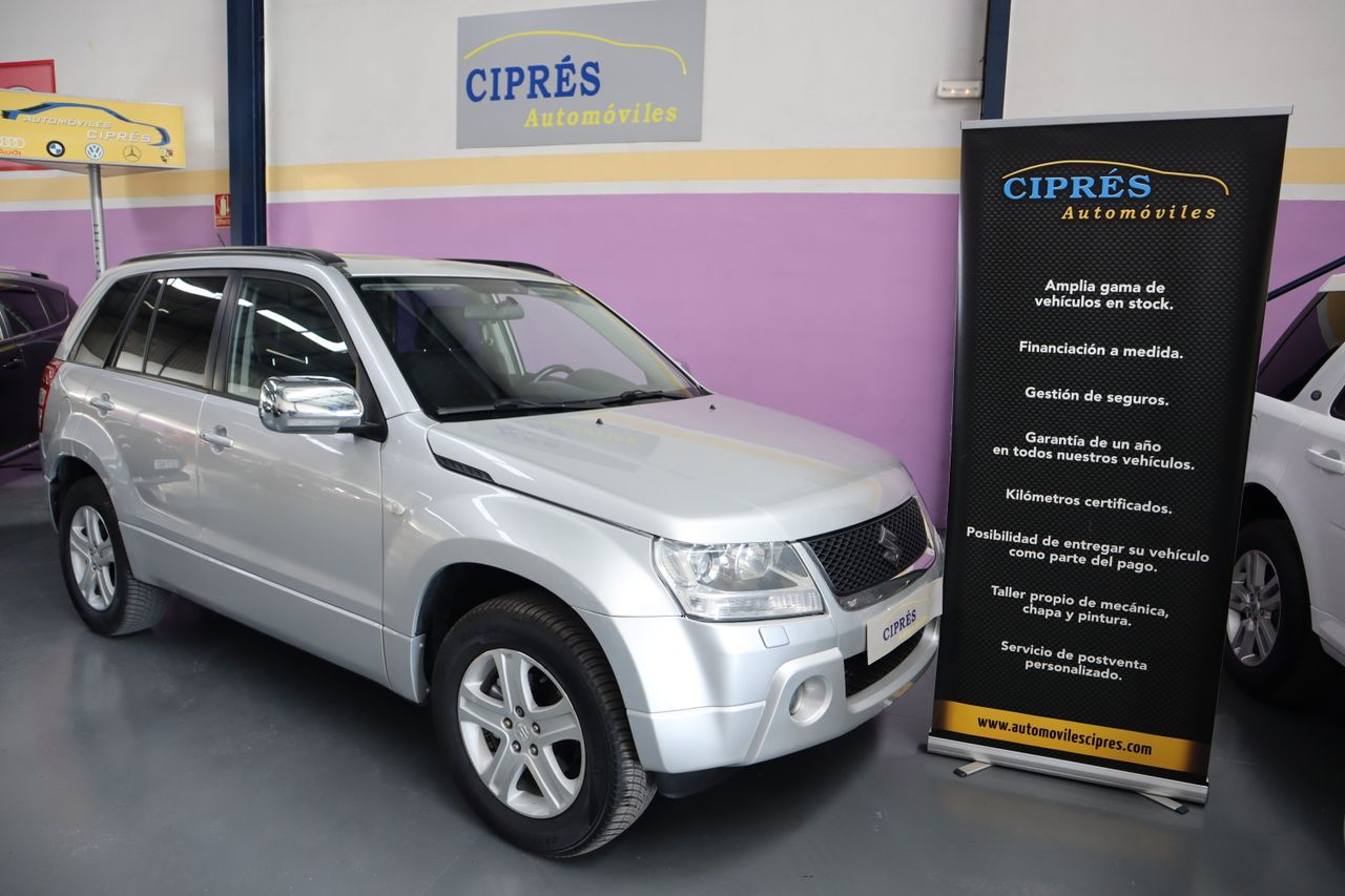 Suzuki Grand Vitara 1.9 DDiS 130cv 4x4 LARGO   - Foto 1