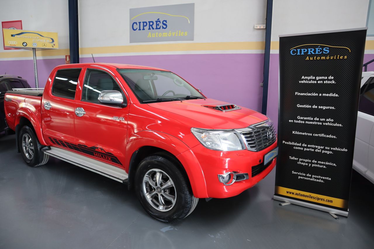 Toyota Hilux 3.0 D-4D Doble Cabina 170cv 4x4 AUTOMÁTICO   - Foto 1