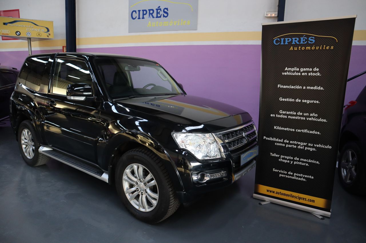 Mitsubishi Montero 3.2 DI-D 200cv CORTO   - Foto 1