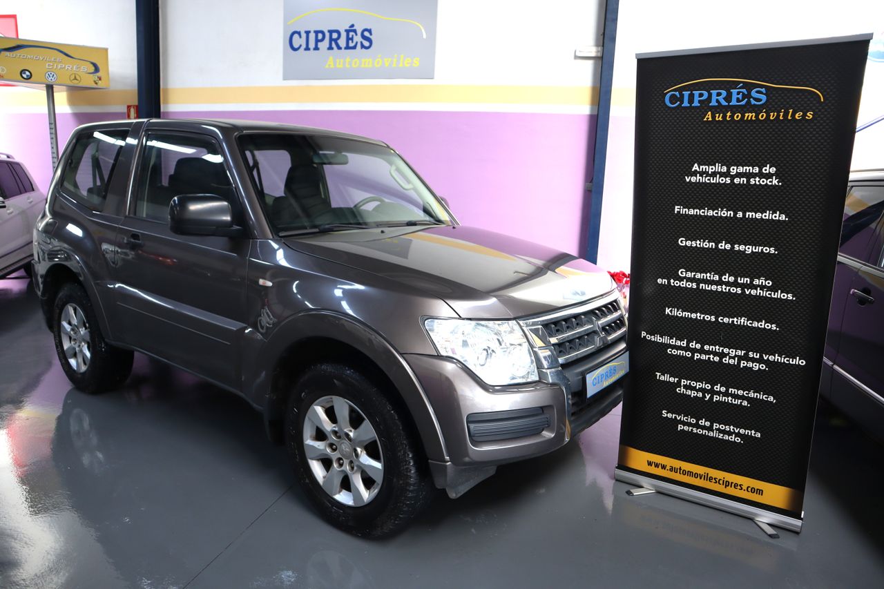 Mitsubishi Montero 3.2 DI-D 200cv CORTO  - Foto 1