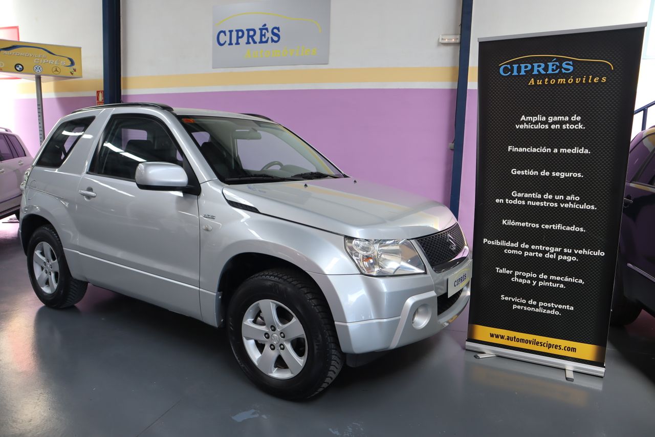 Suzuki Grand Vitara 1.9 DDiS 130cv 4x4 CORTO  - Foto 1