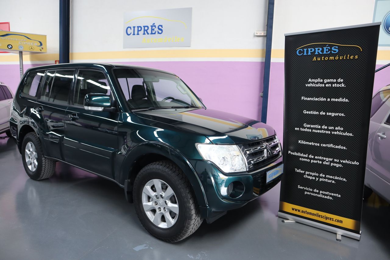 Mitsubishi Montero 3.2 DI-D 200cv Aut.  - Foto 1