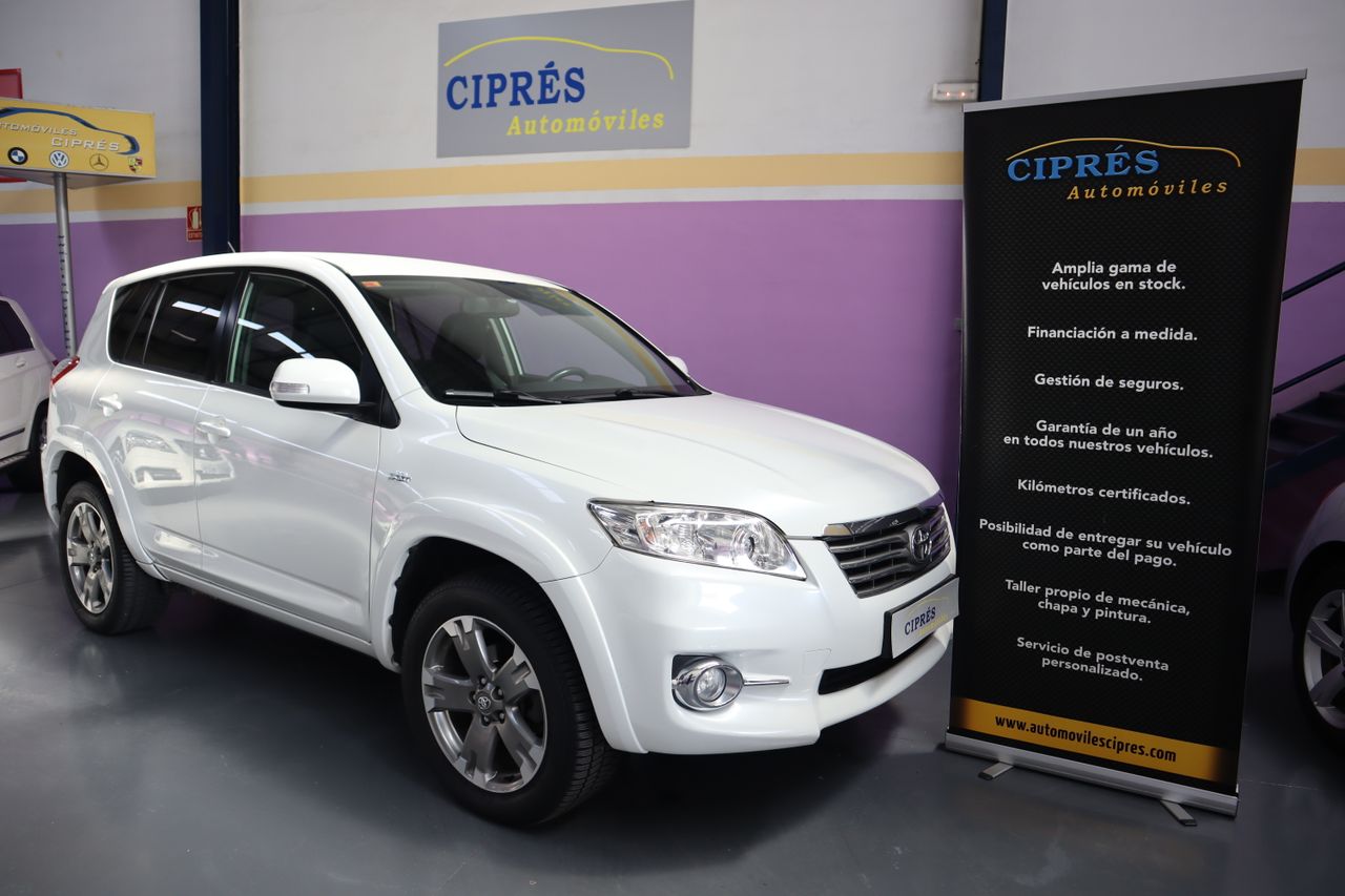 Toyota Rav4 2.2 D-4D Executive 150cv Aut.  - Foto 1