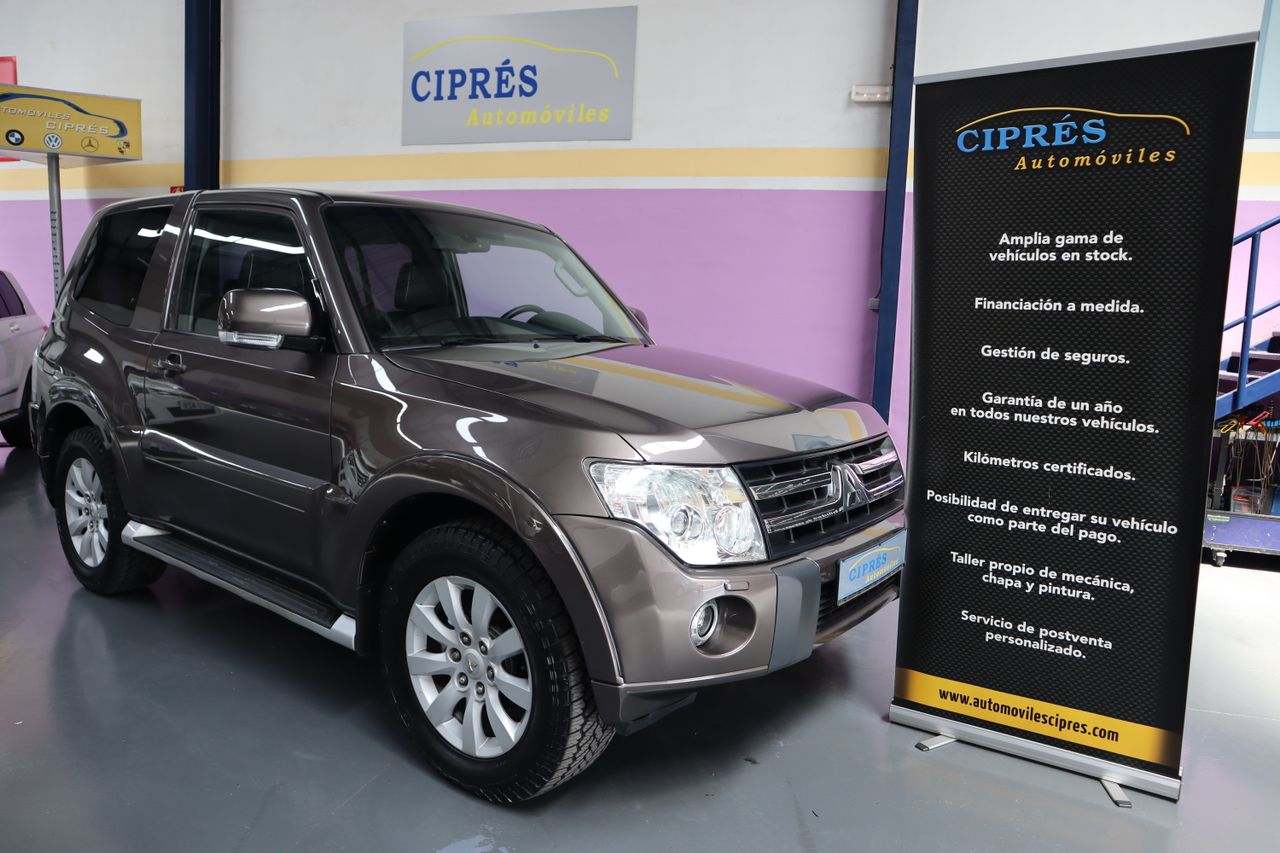 Mitsubishi Montero 3.2 DI-D 200cv Aut. CORTO  - Foto 1
