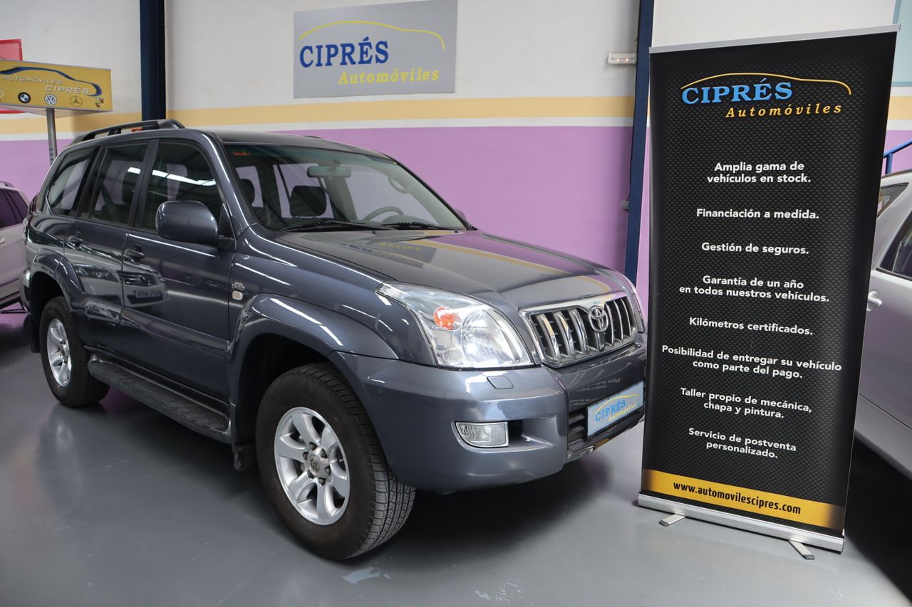 Toyota Land Cruiser 3.0 D-4D VX 172cv Aut.  - Foto 1