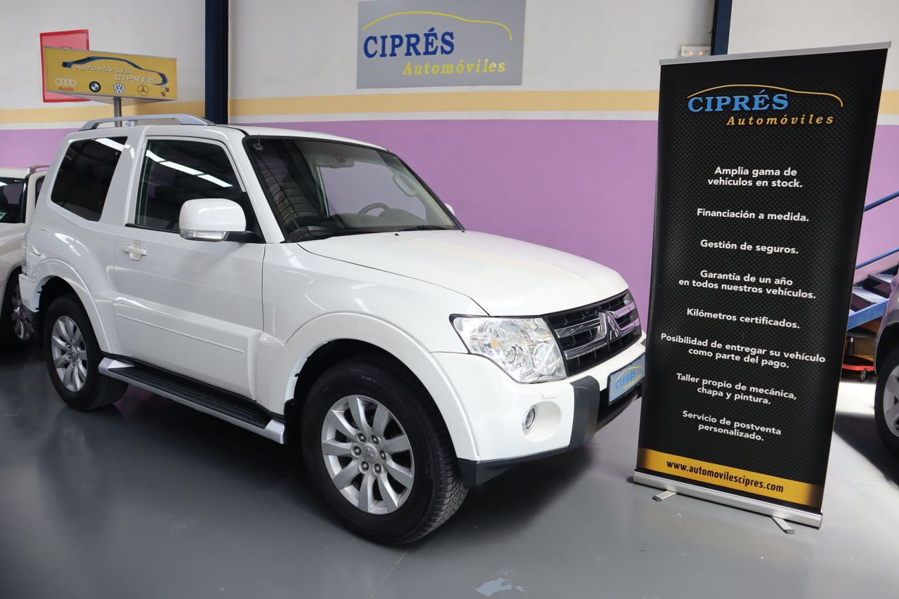 Mitsubishi Montero 3.2 DI-D 200cv KAITEKI CORTO  - Foto 1