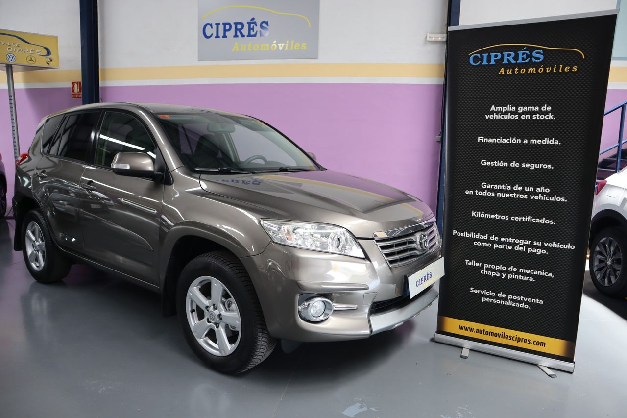Toyota Rav4 2.2 D-4D Executive 4x4  - Foto 1