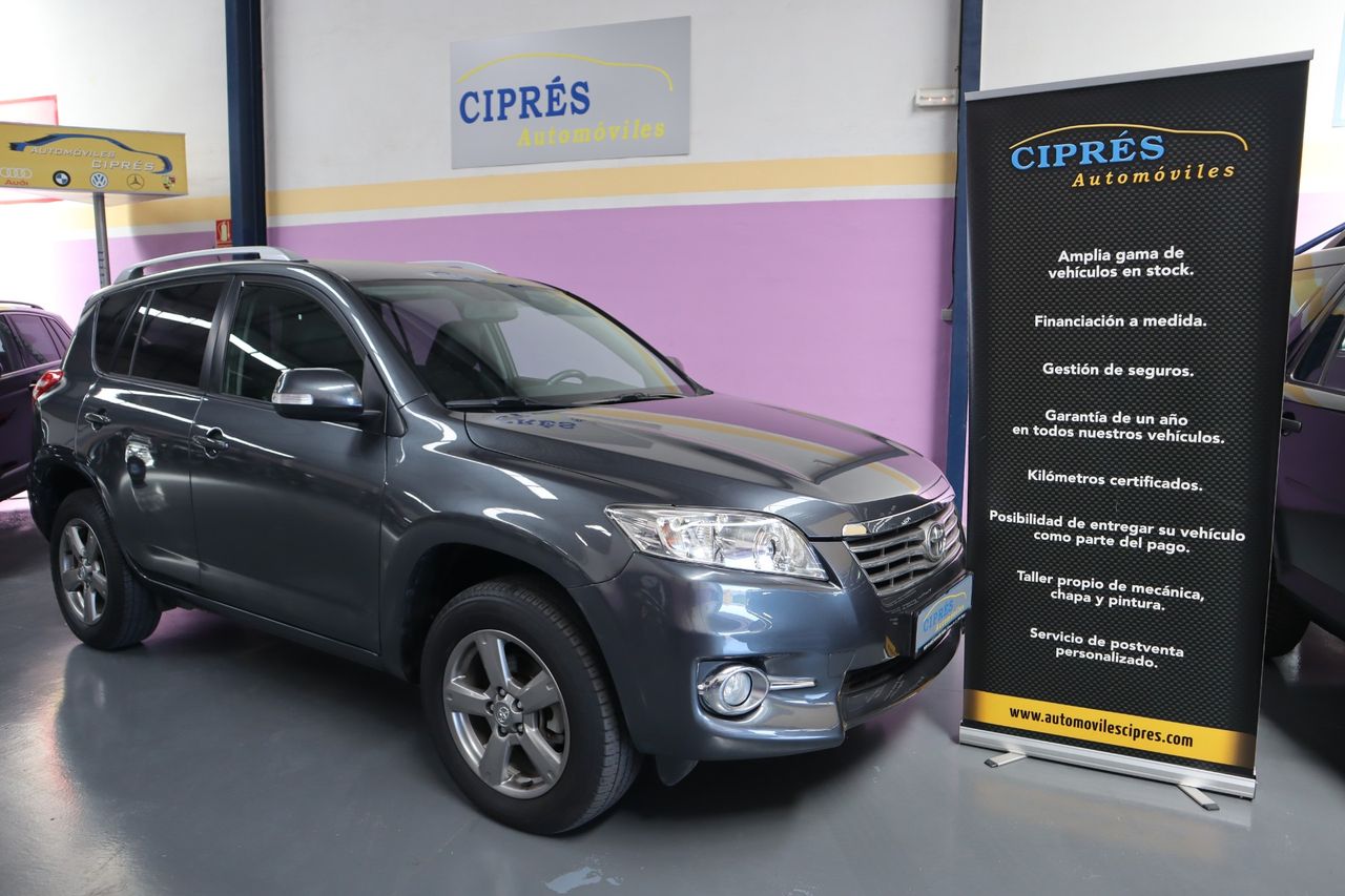 Toyota Rav4 2.2 D-4D Executive 4x4  - Foto 1