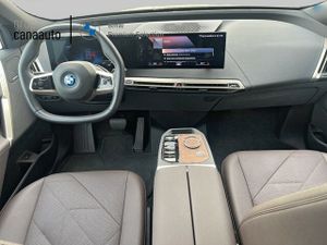 BMW iX xDrive50 385 kW (523 CV)  - Foto 8