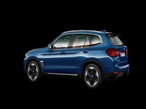 BMW iX3 80 kWh 210 kW (286 CV)  - Foto 31