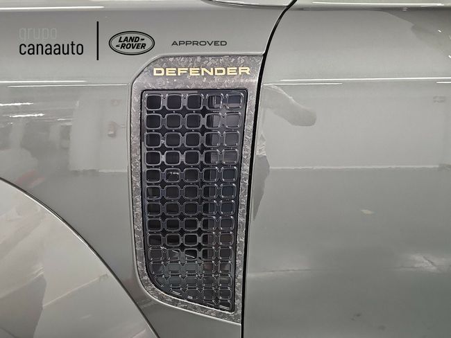 Land-Rover Defender 4.4 MHEV P635 V8 OCTA EDITION ONE AT 4WD 635 5P