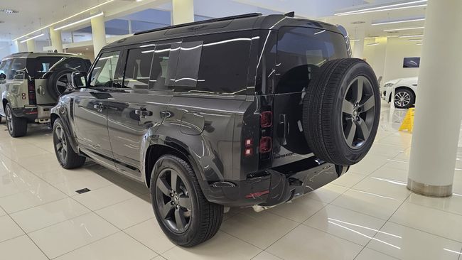 Land-Rover Defender PHEV 300CV X-Dynamic SE 