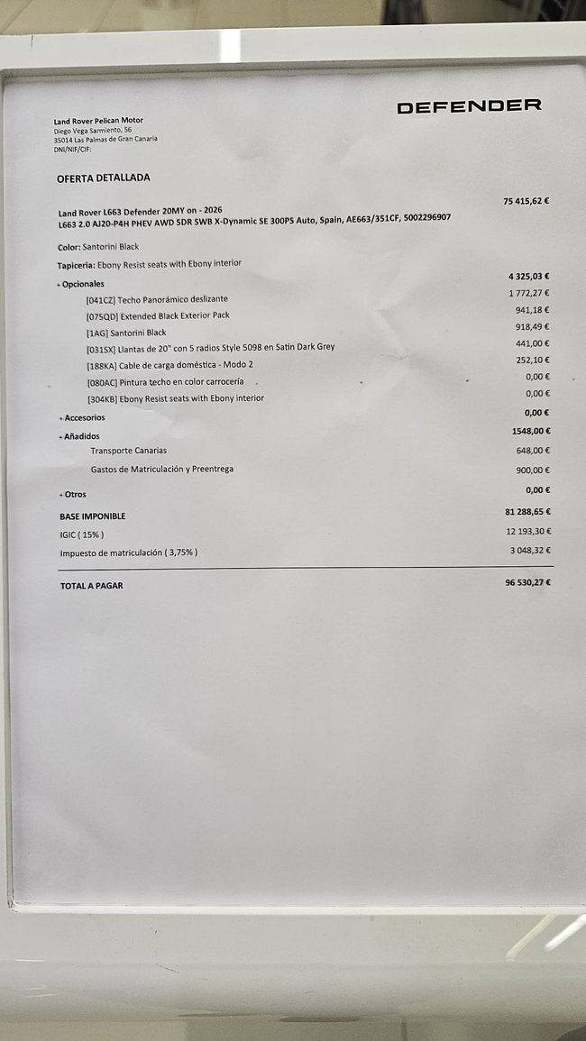 Land-Rover Defender PHEV X-Dynamic SE 