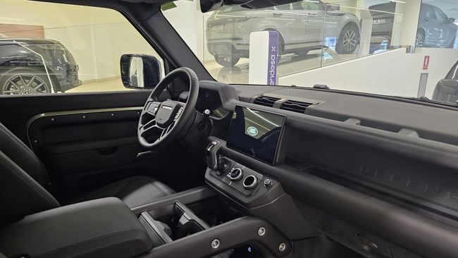 Land-Rover Defender 90 3.0D 250CV X-Dynamic SE 