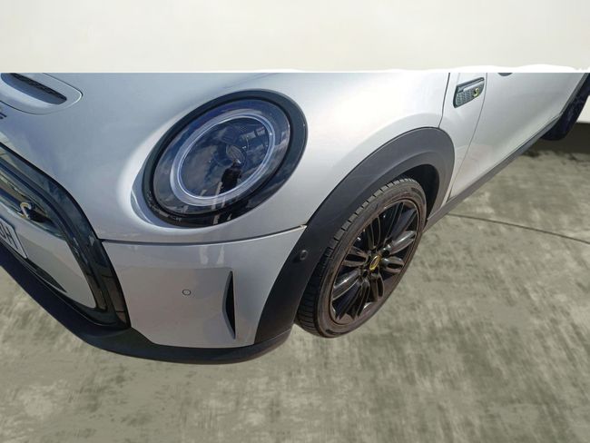 MINI Cooper SE 135 kW (184 CV)