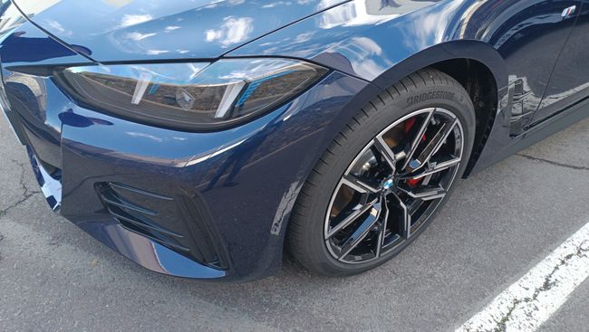 BMW i4 eDrive40 250 kW (340 CV)