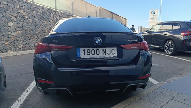 BMW i4 eDrive40 250 kW (340 CV)