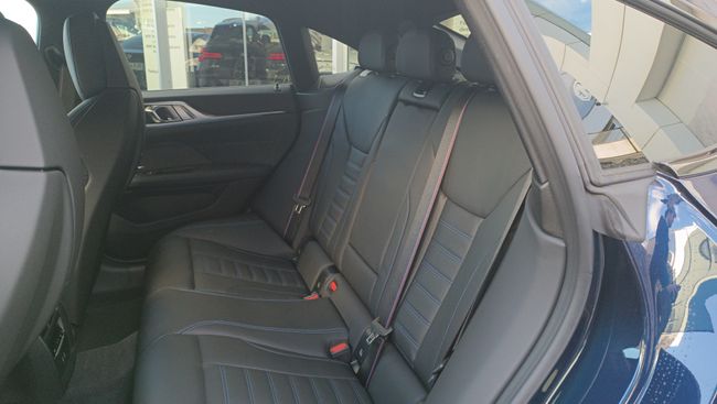 BMW i4 eDrive40 250 kW (340 CV)