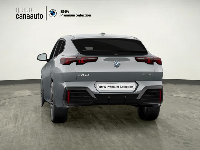 BMW iX2 eDrive20 150 kW (204 CV)