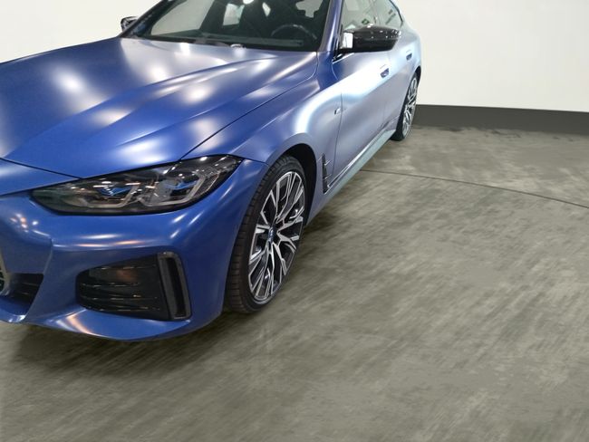 BMW i4 M50 400 kW (544 CV)