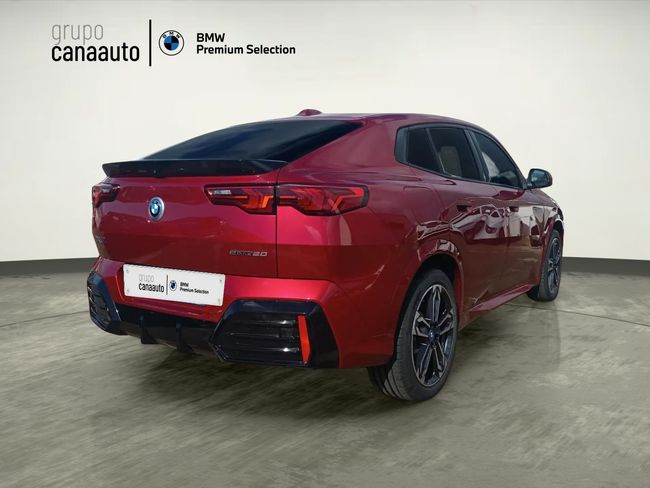 BMW iX2 eDrive20 150 kW (204 CV)