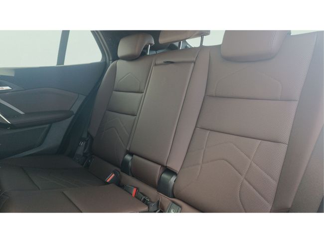 BMW iX2 eDrive20 150 kW (204 CV)