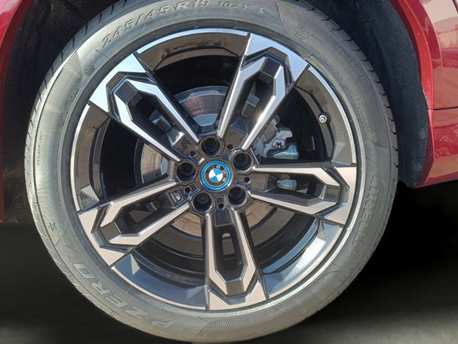 BMW iX2 eDrive20 150 kW (204 CV)