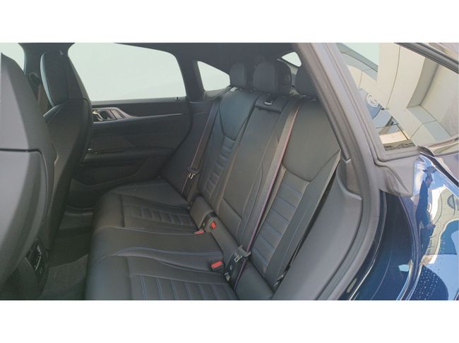 BMW i4 eDrive40 250 kW (340 CV)